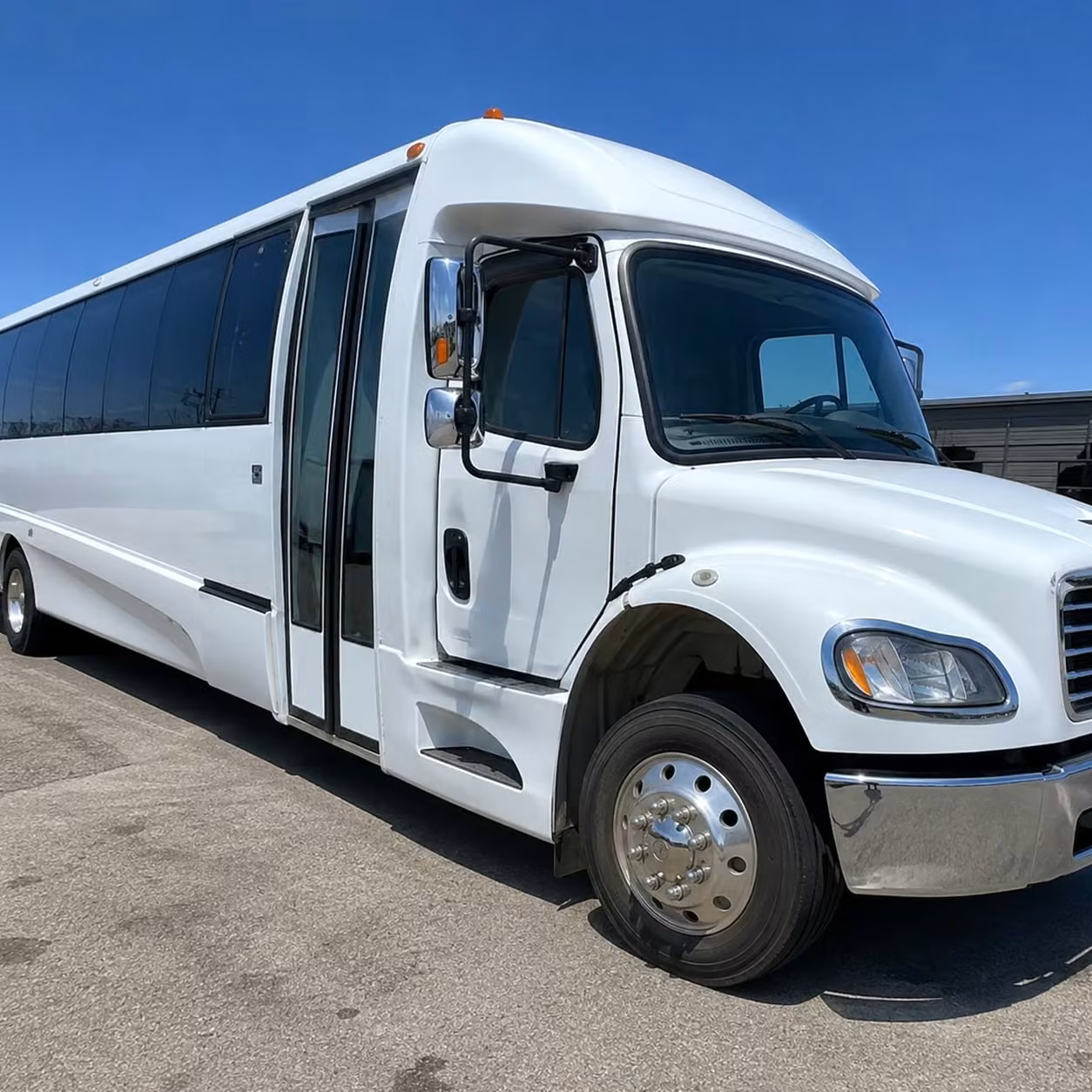 15 passenger minibus